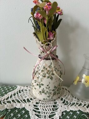 Vintage Cottagecore Floral Vase Crackle Glaze Rustic Farmhouse Decor Shabby Chic
